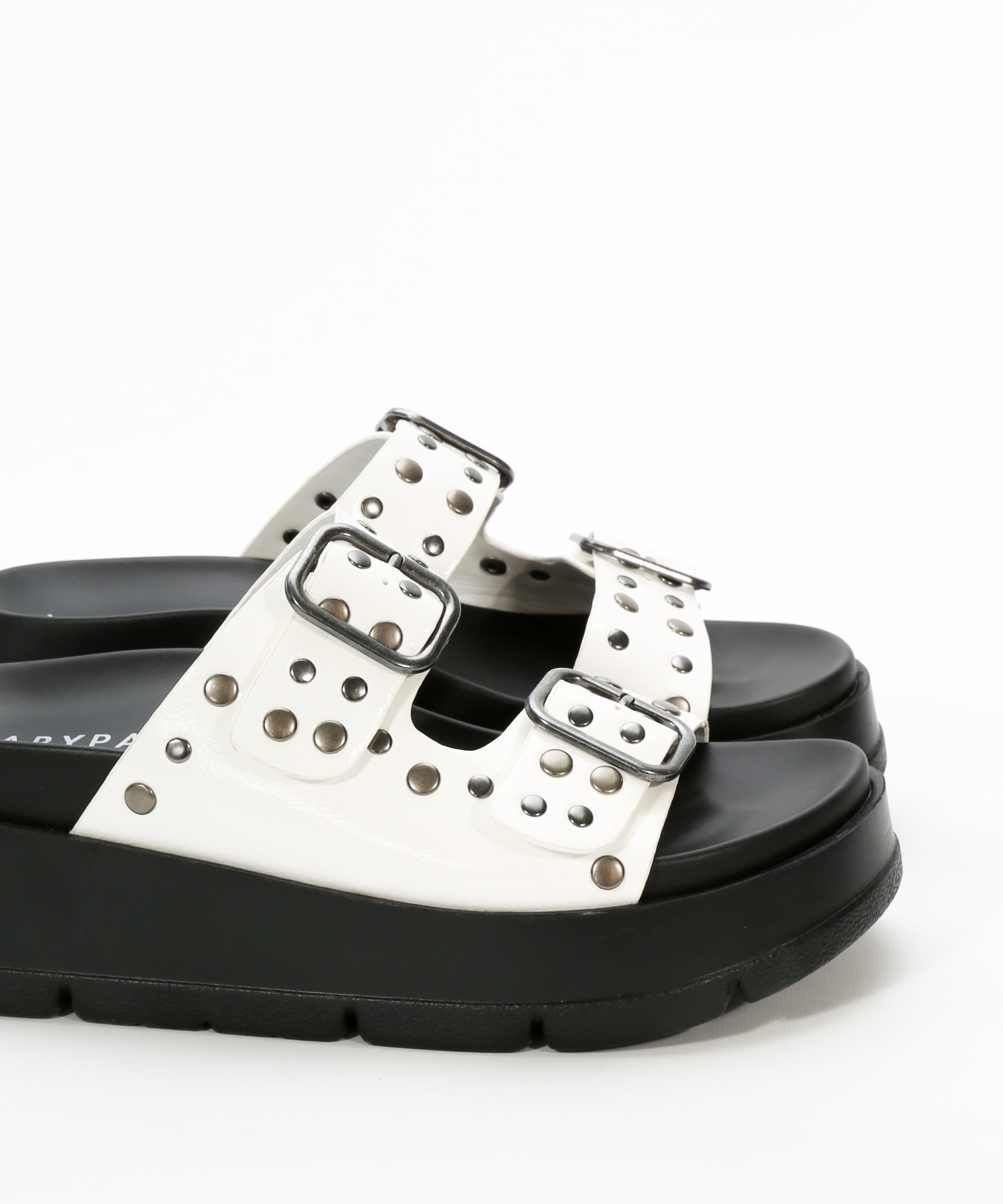 Sandalia plataforma tachas image number null